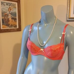5x$25! Coral Betsey Johnson Bra